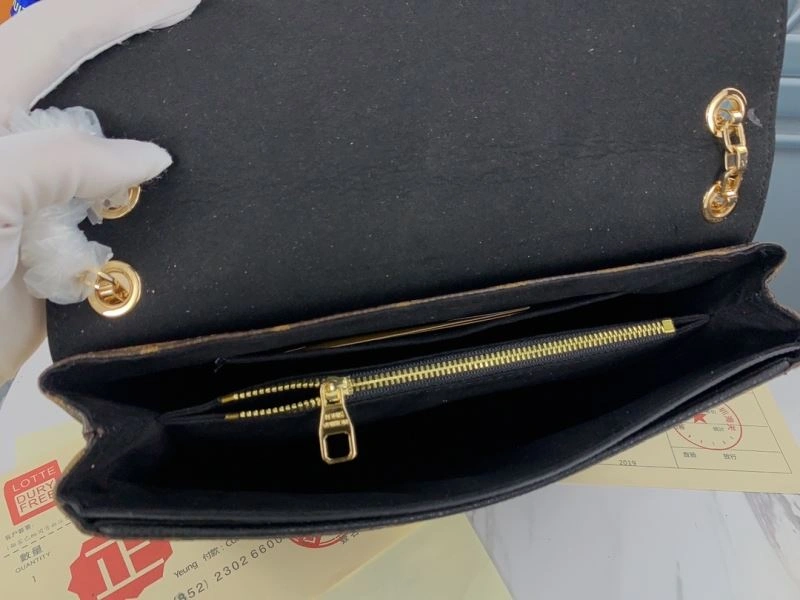 Louis Vuitton Satchel Bags SmoothTexture 79645