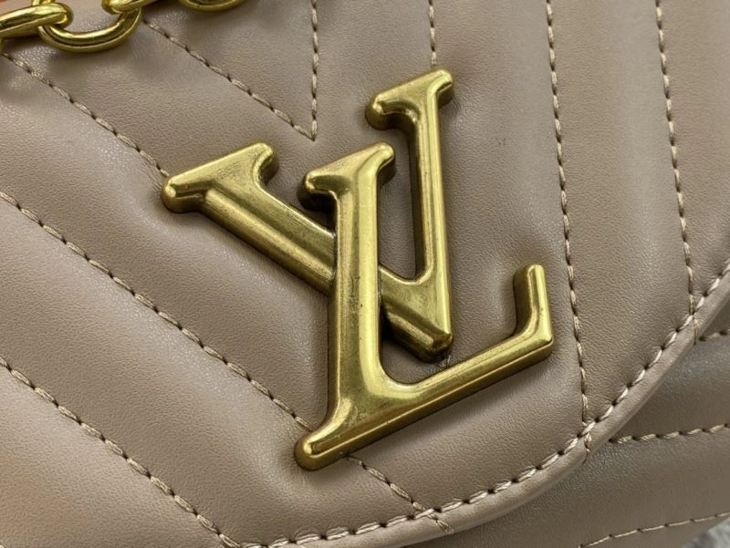 Unisex Louis Vuitton Satchel Bags 79609