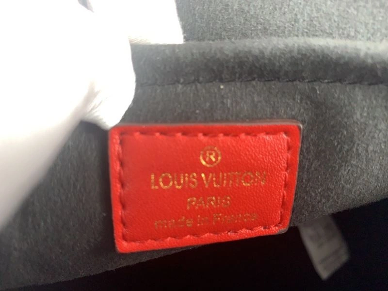 Minimalist Louis Vuitton Satchel Bags 79561