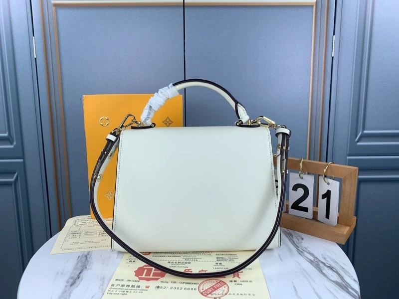 Louis Vuitton Satchel Bags Practical 79558