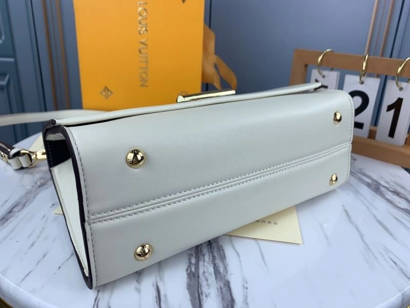 Louis Vuitton Satchel Bags Practical 79558