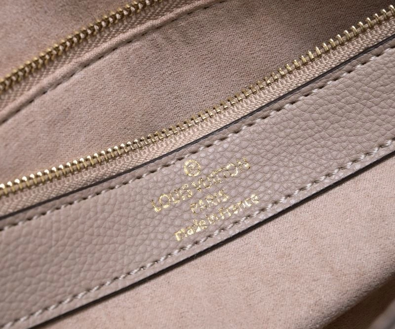 Louis Vuitton Satchel Bags Casual 79555