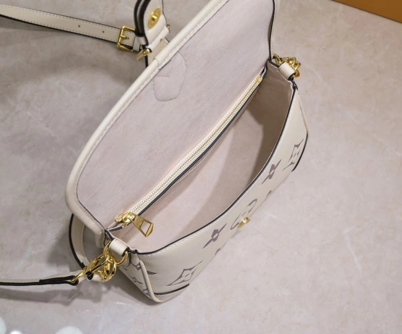 Louis Vuitton Satchel Bags Bold 79557