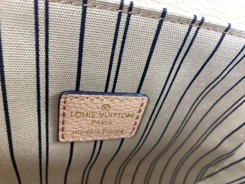 Thermal Louis Vuitton Satchel Bags 79535