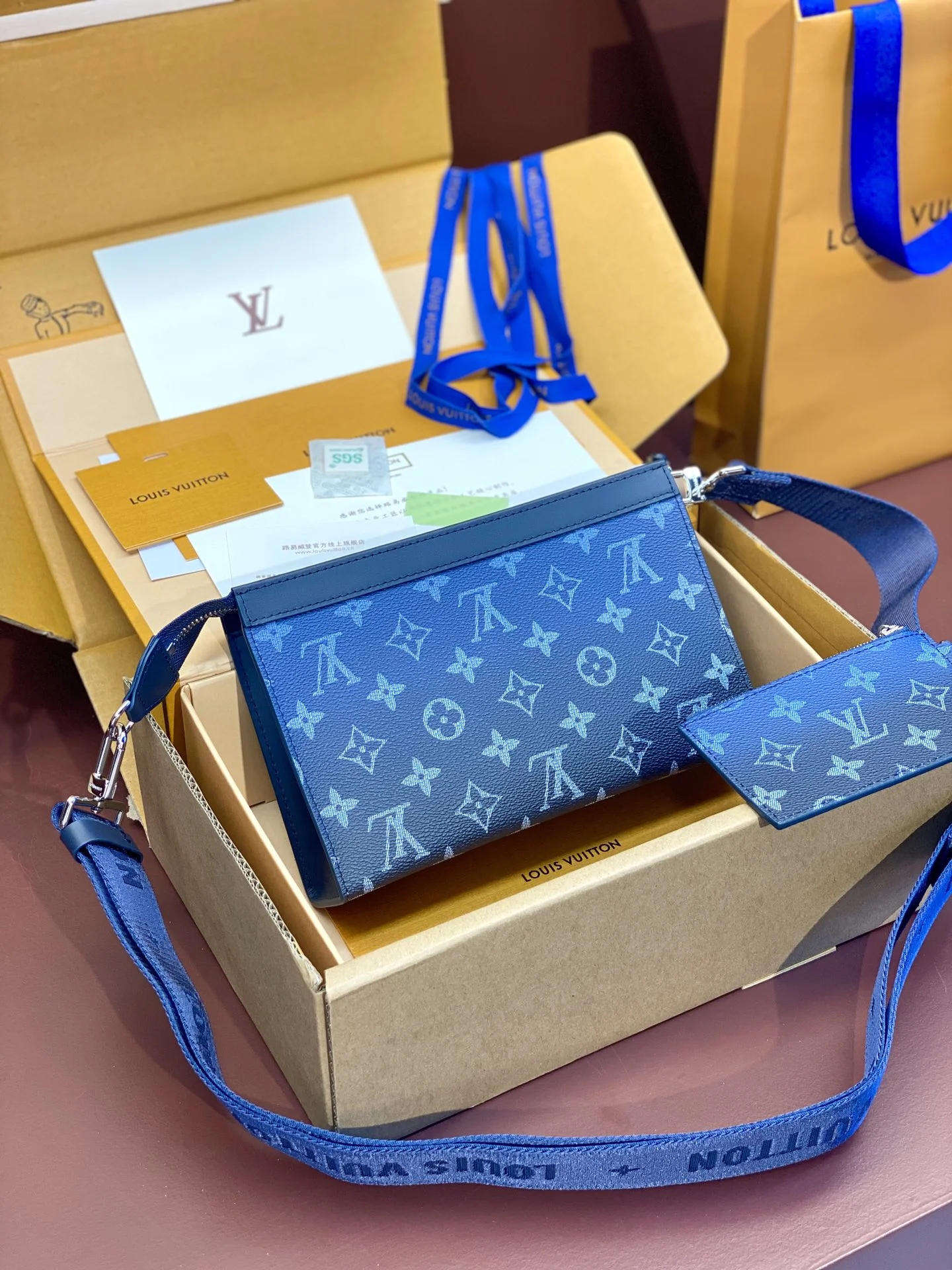 Sporty Louis Vuitton Satchel Bags 56228