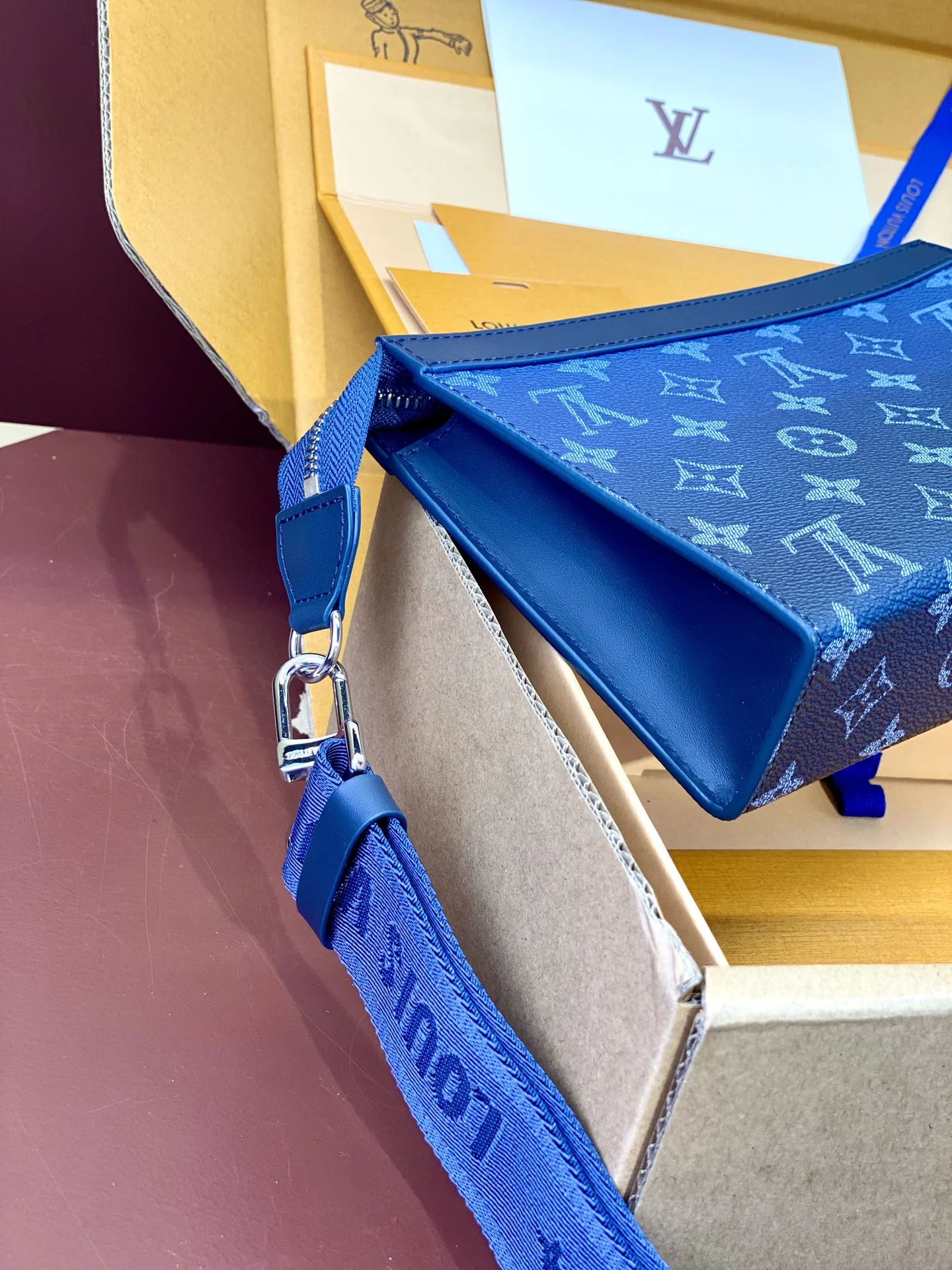 Sporty Louis Vuitton Satchel Bags 56228