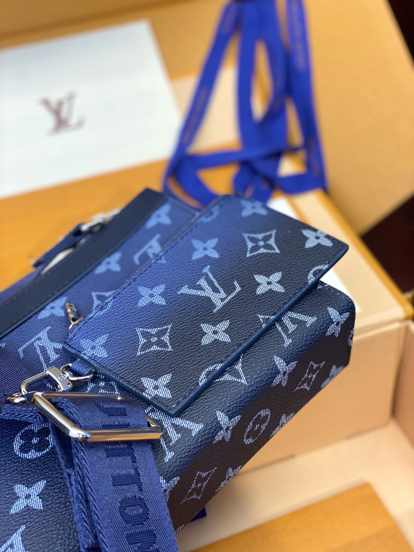 Sporty Louis Vuitton Satchel Bags 56228