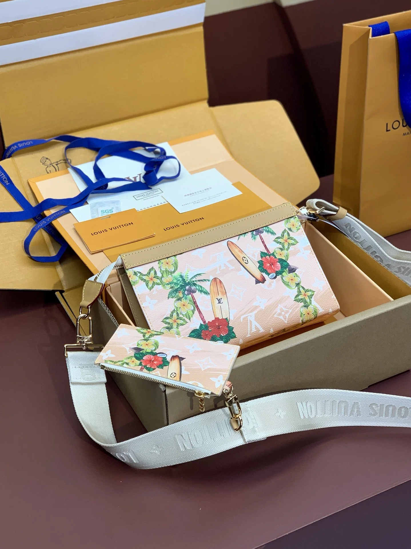 Louis Vuitton Satchel Bags Resilient 56222
