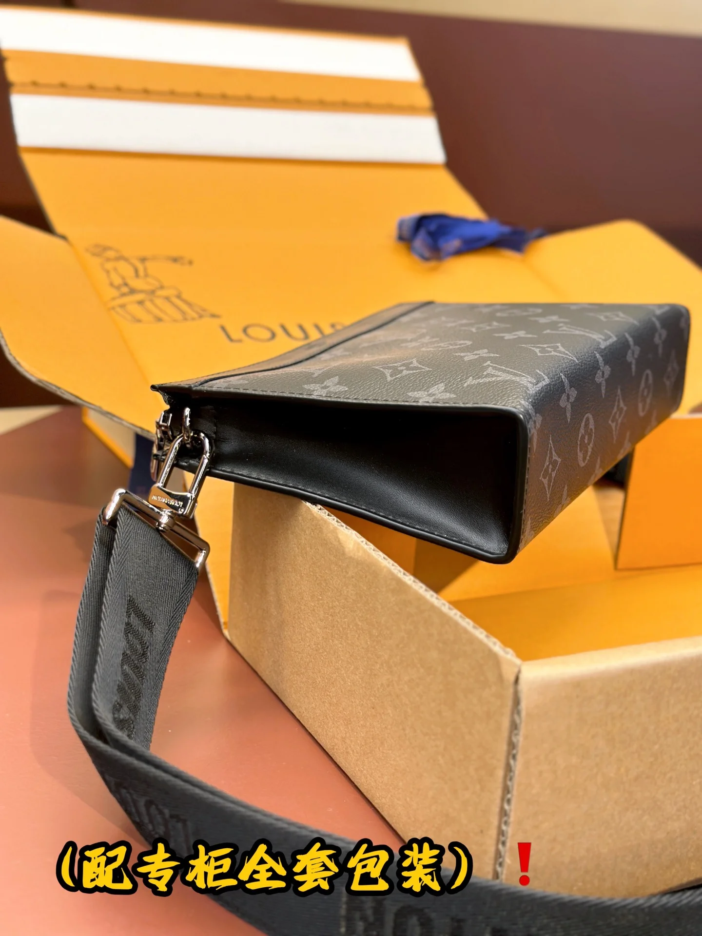 Louis Vuitton Satchel Bags Stylish 56211