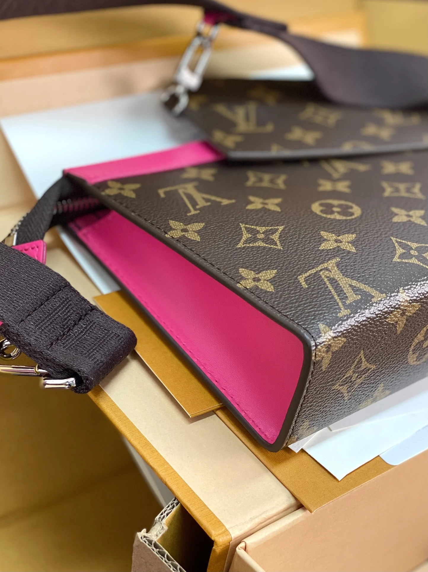 Louis Vuitton Satchel Bags Tailored 56204