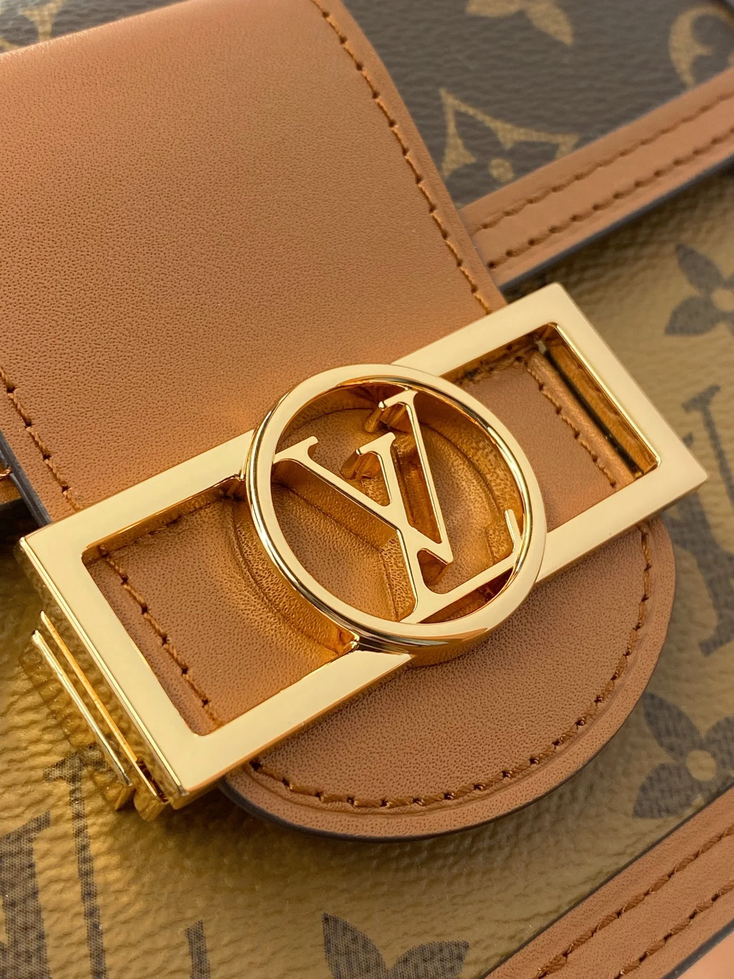 Bold Louis Vuitton Satchel Bags 56199