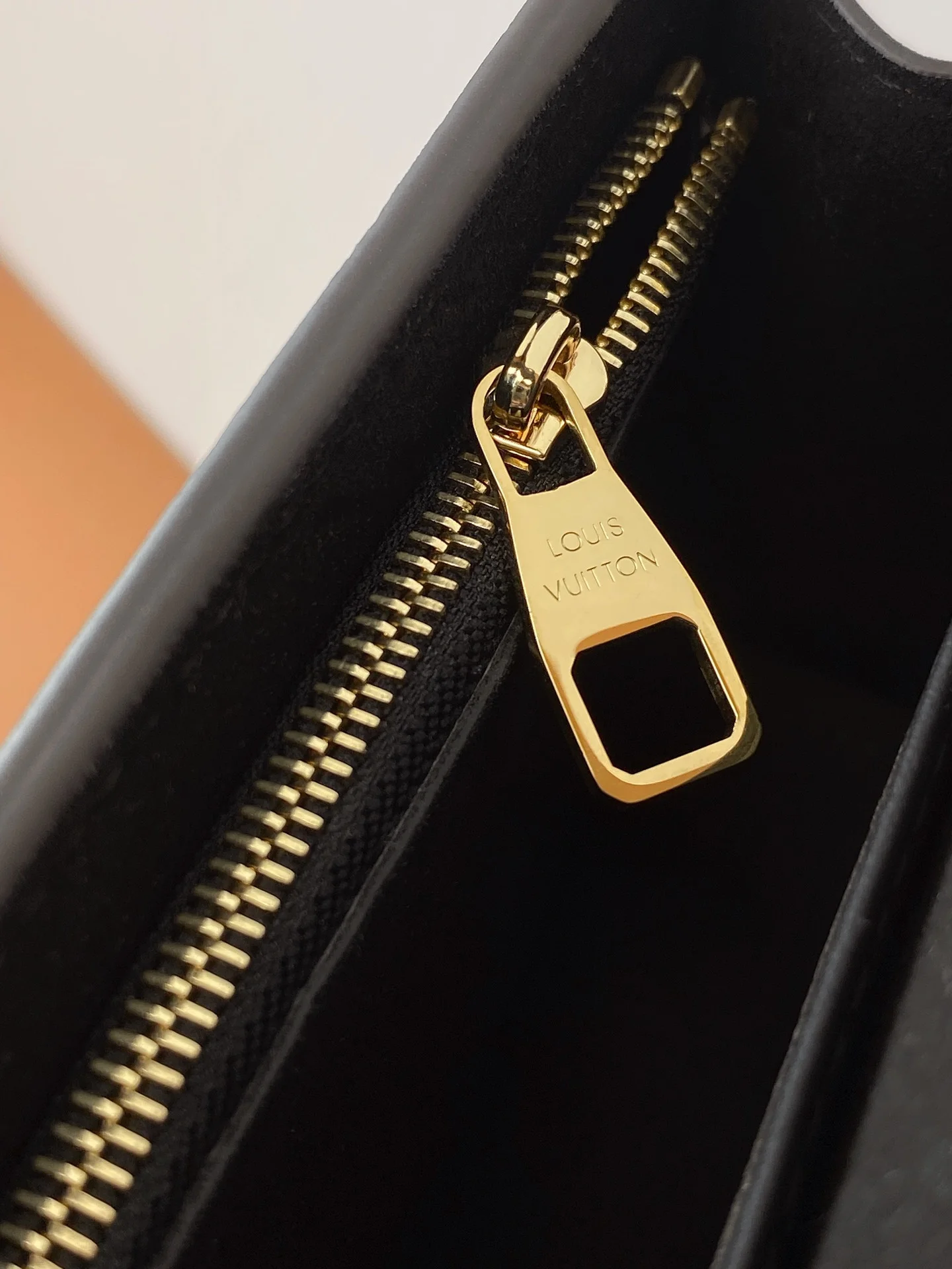 Bold Louis Vuitton Satchel Bags 56199