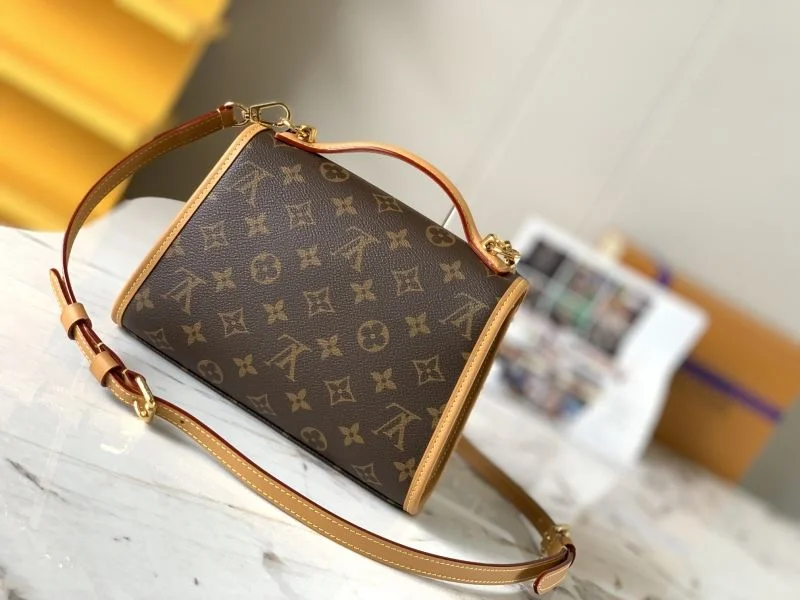 Flexible Louis Vuitton Satchel Bags 39713