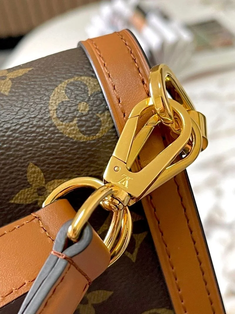 Louis Vuitton Satchel Bags Stretchable 39704