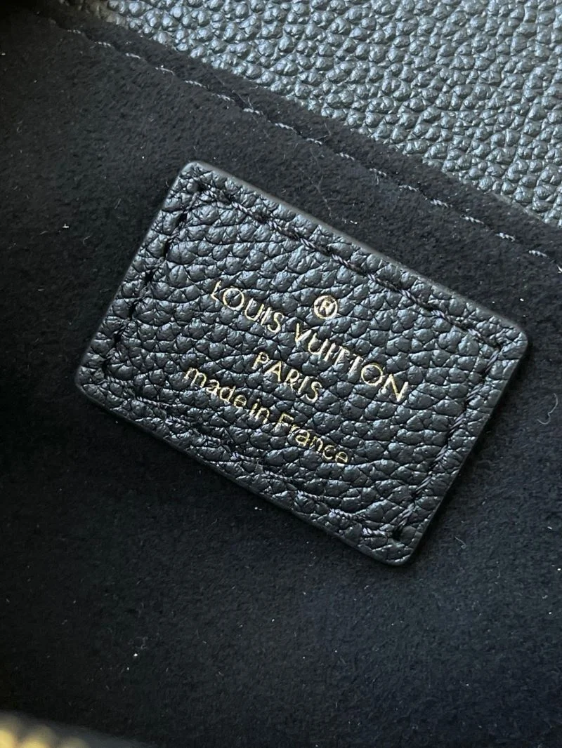 Louis Vuitton Satchel Bags Unisex 39739
