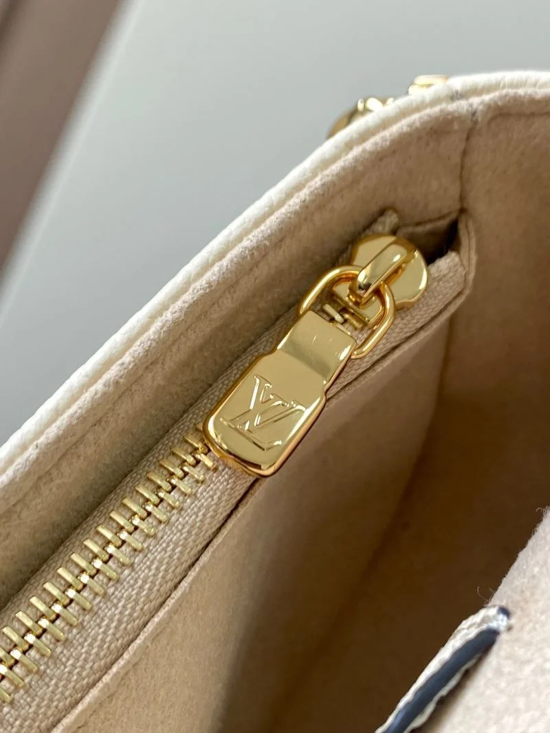 Louis Vuitton Satchel Bags Supportive 39697