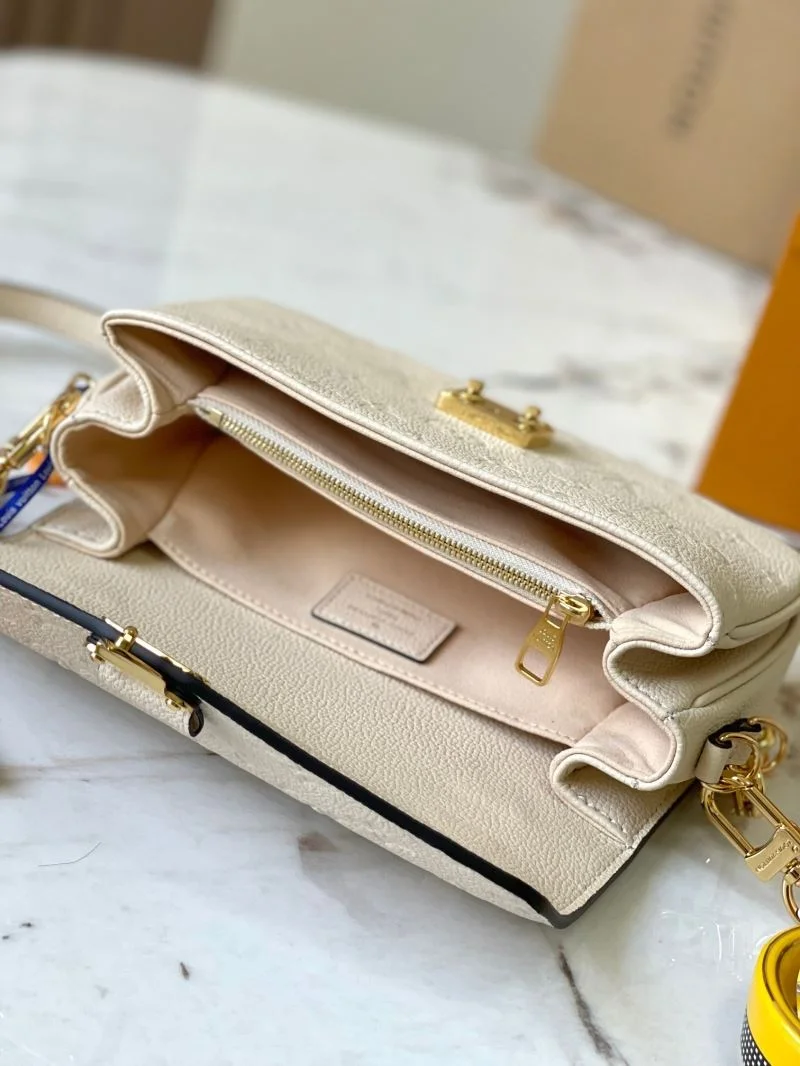 Flexible Louis Vuitton Satchel Bags 39676