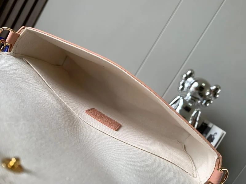ComfortFit Louis Vuitton Satchel Bags 39659