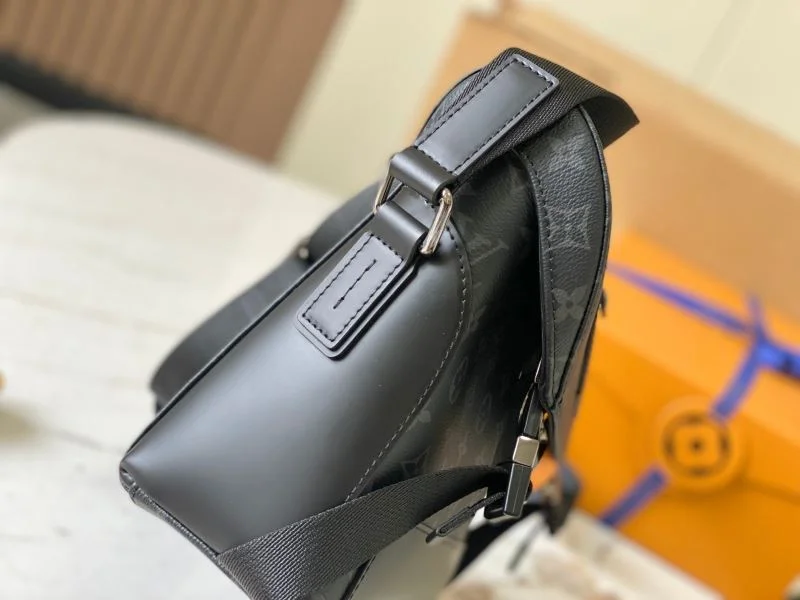 Louis Vuitton Satchel Bags Fashionable 39645