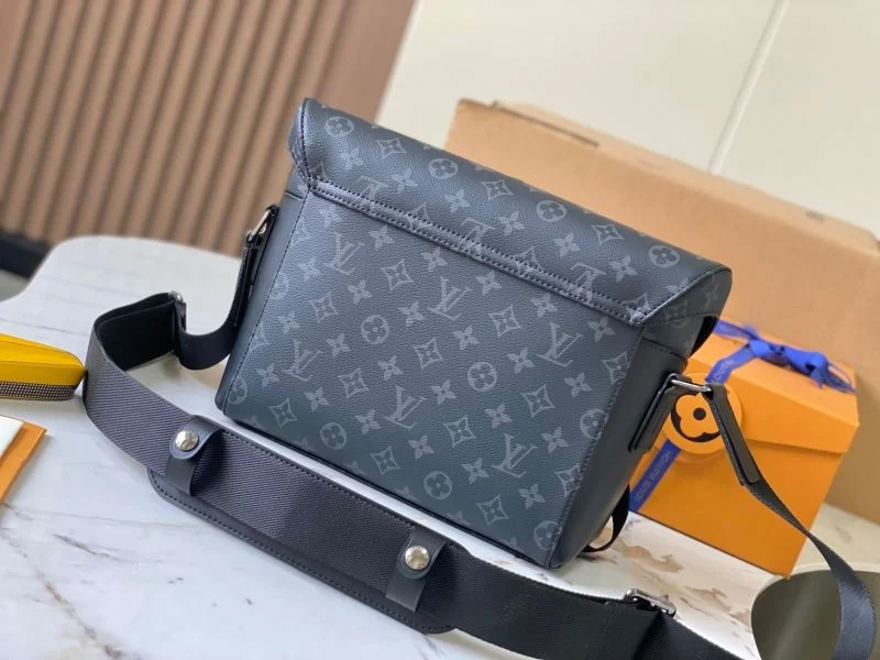 Louis Vuitton Satchel Bags Fashionable 39645