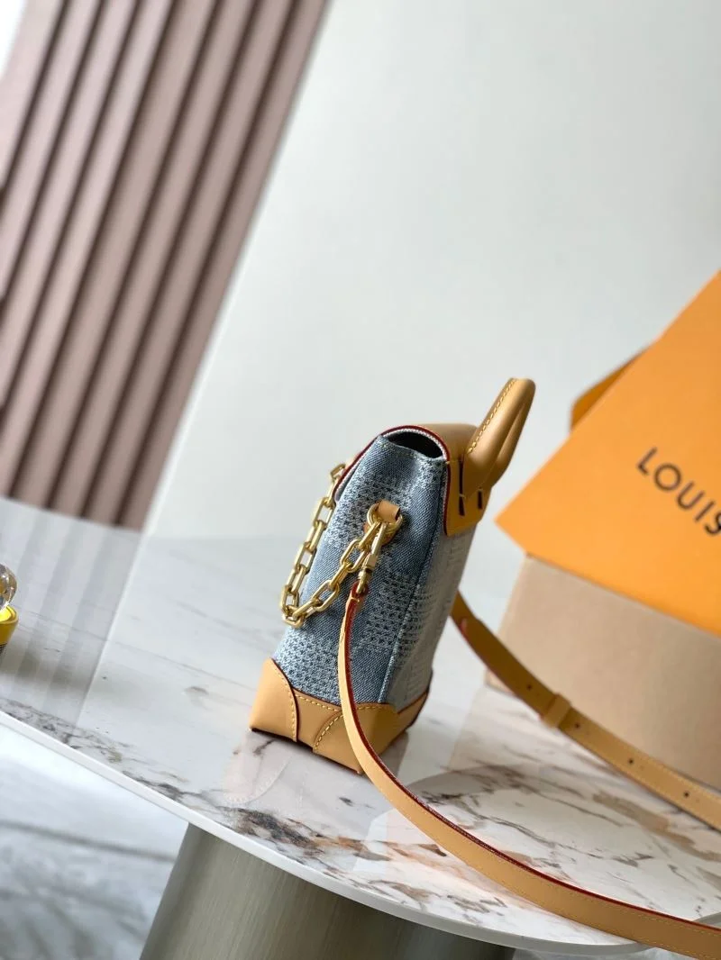 WaterResistant Louis Vuitton Satchel Bags 39638