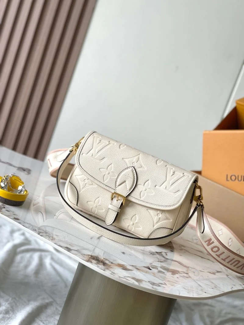 Louis Vuitton Satchel Bags TravelReady 39634