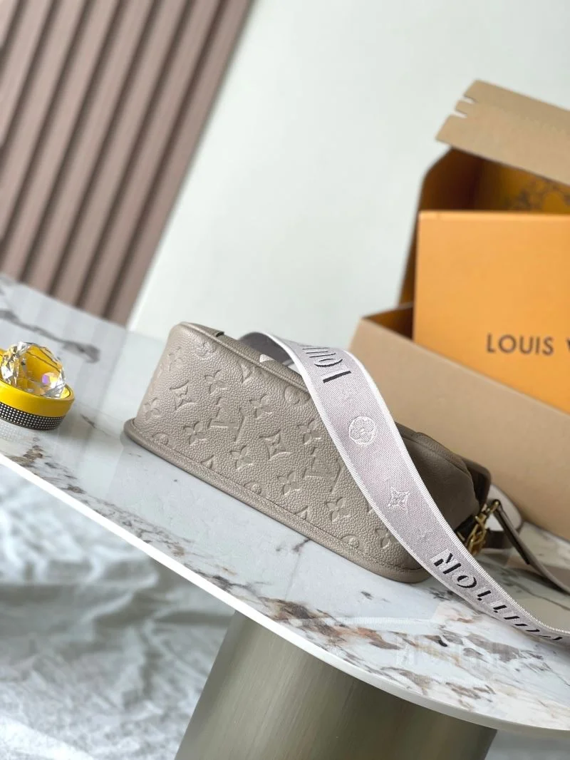 Tailored Louis Vuitton Satchel Bags 39626