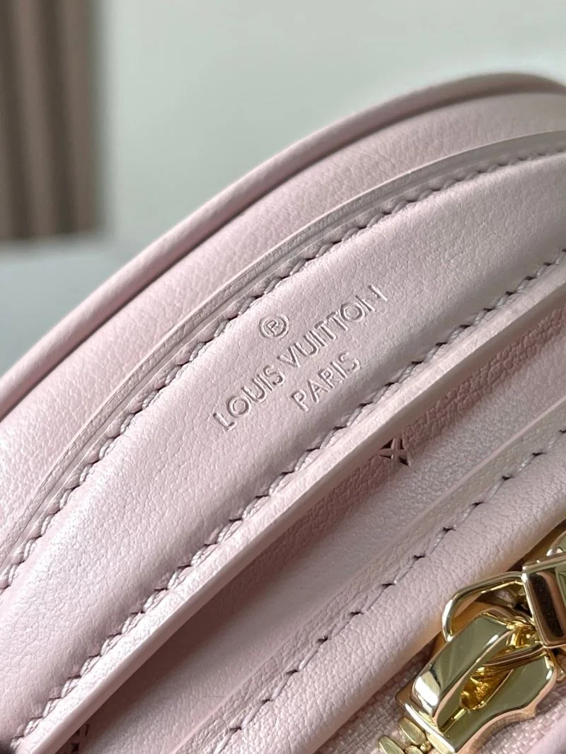 Louis Vuitton Satchel Bags Fashionable 39612