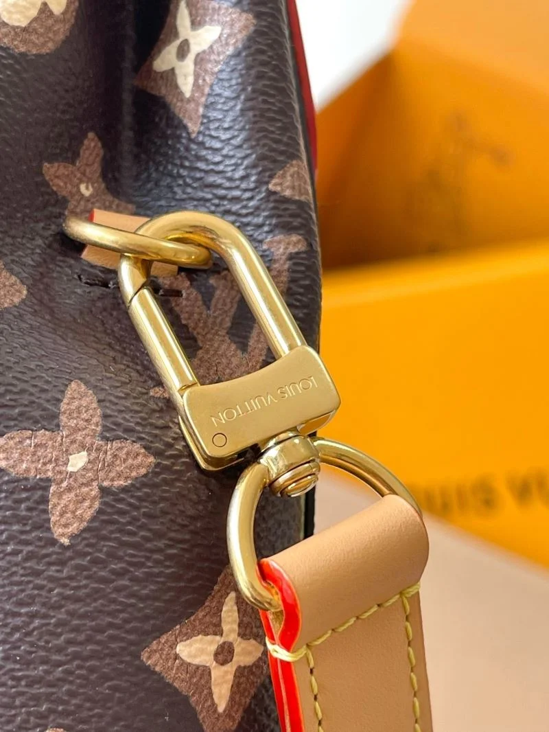 Louis Vuitton Satchel Bags Minimalist 39703