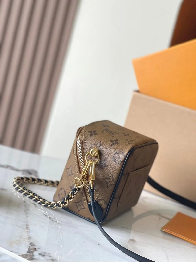 RelaxedFit Louis Vuitton Satchel Bags 39591