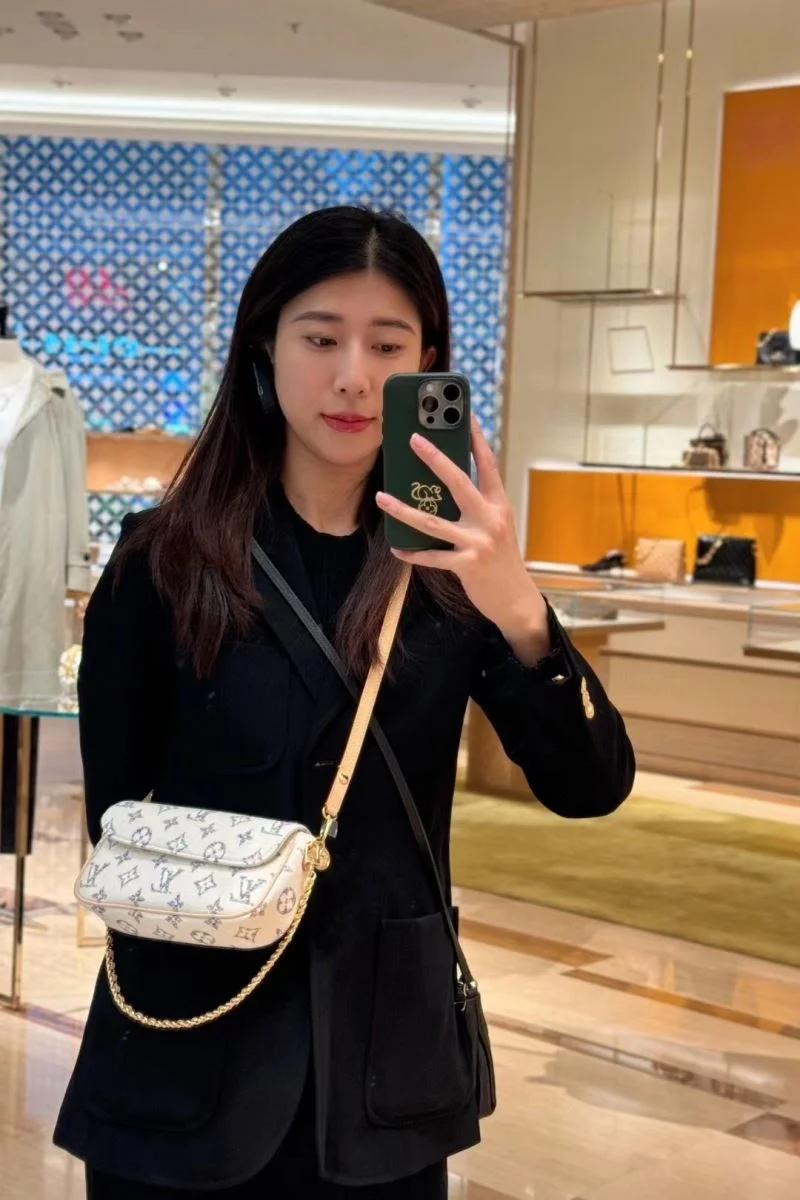 Supportive Louis Vuitton Satchel Bags 39585