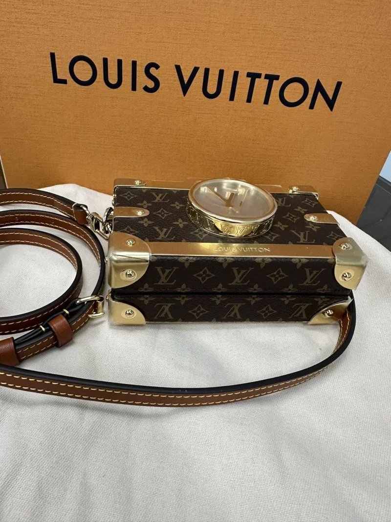 Louis Vuitton Satchel Bags Sleek 39584