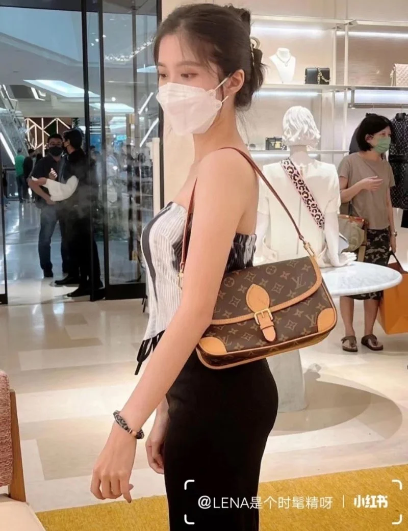 Attractive Louis Vuitton Satchel Bags 39575