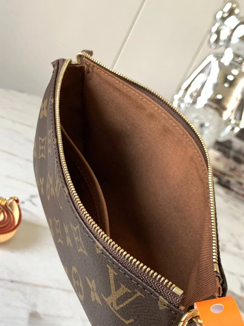 WeatherProof Louis Vuitton Satchel Bags 39615