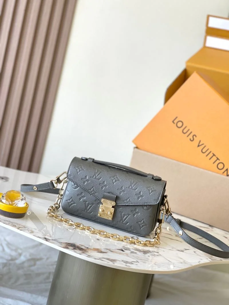 Louis Vuitton Satchel Bags FashionForward 39567
