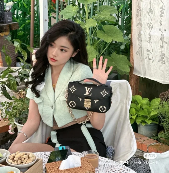 ComfortFit Louis Vuitton Satchel Bags 39569