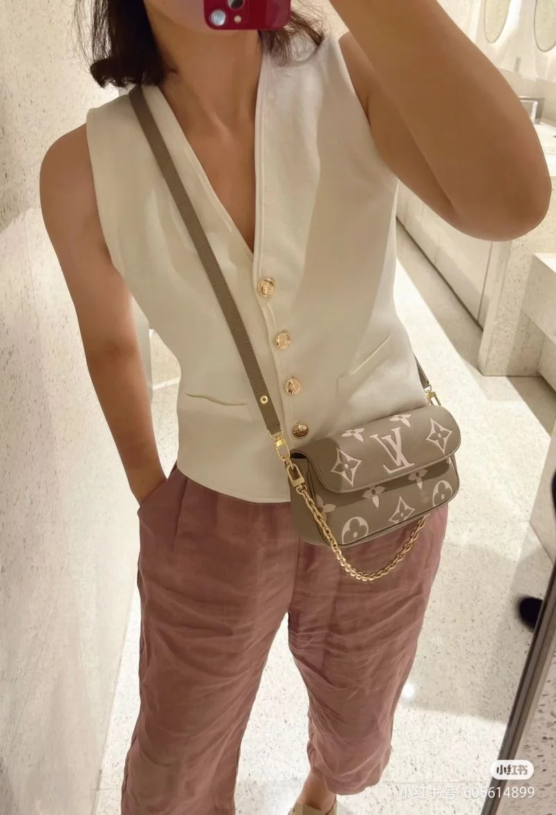 Louis Vuitton Satchel Bags Compact 39606