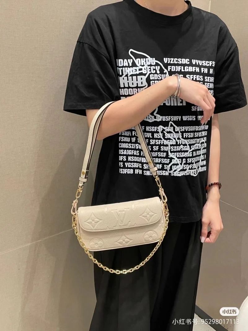 Stylish Louis Vuitton Satchel Bags 39598