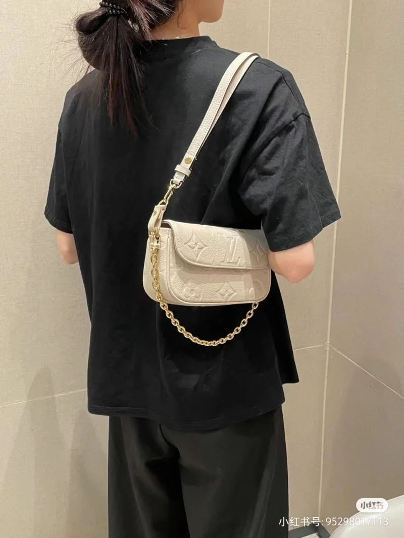 Stylish Louis Vuitton Satchel Bags 39598