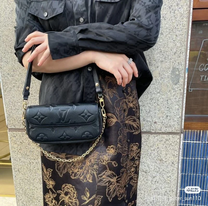 Louis Vuitton Satchel Bags Efficient 39551