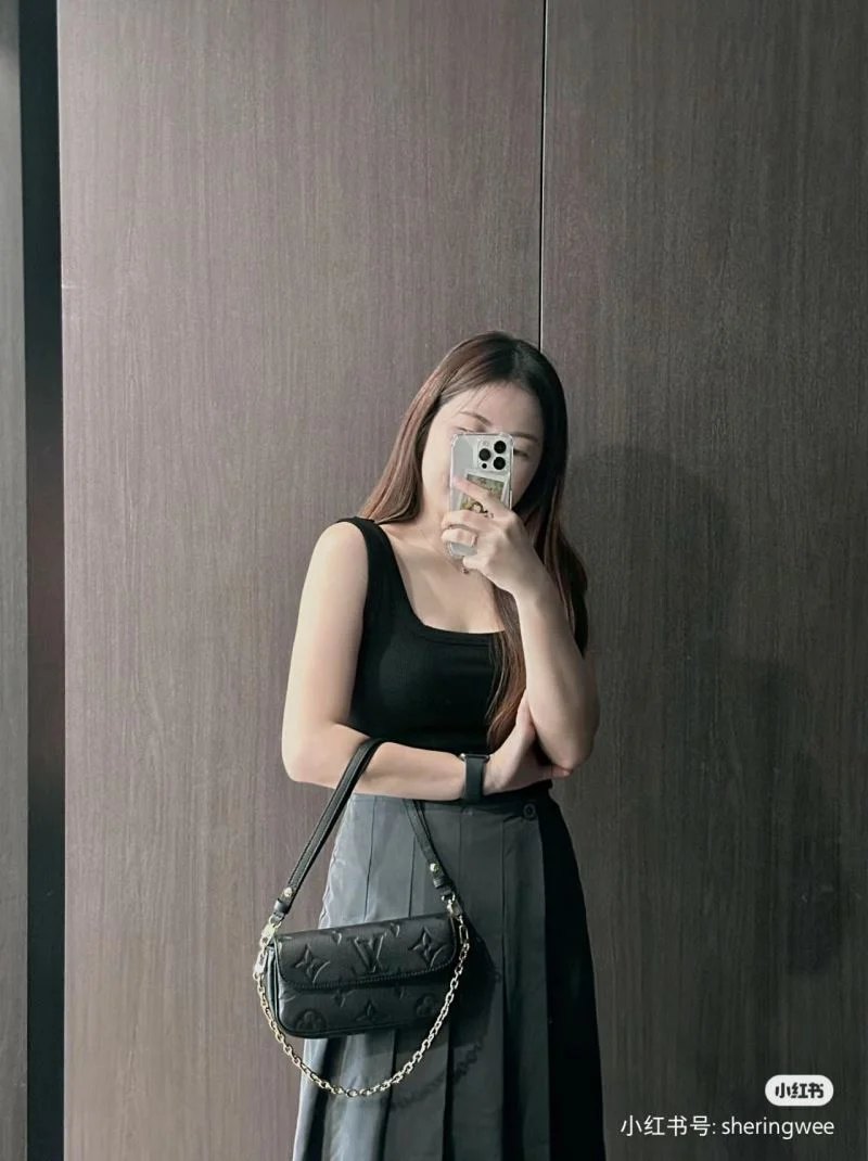Louis Vuitton Satchel Bags Efficient 39551