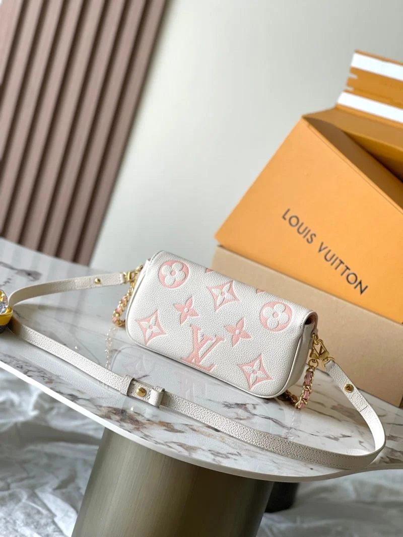 Louis Vuitton Satchel Bags ModernLook 39550