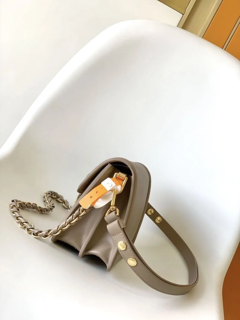 Louis Vuitton Satchel Bags Supportive 39541