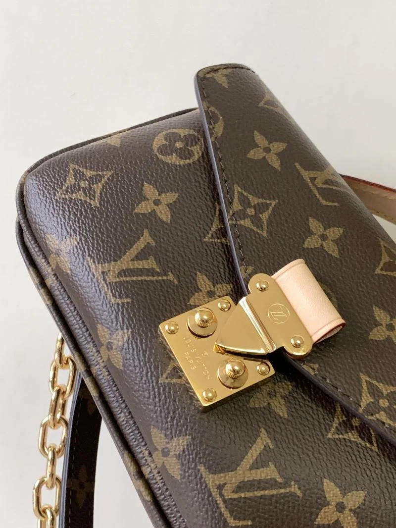 Louis Vuitton Satchel Bags WrinkleFree 39586