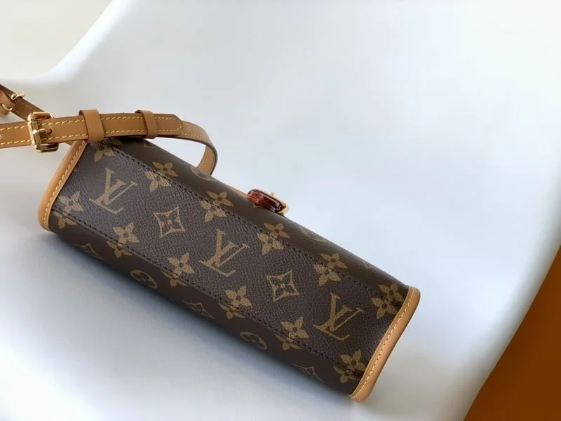 Louis Vuitton Satchel Bags Fashionable 39534