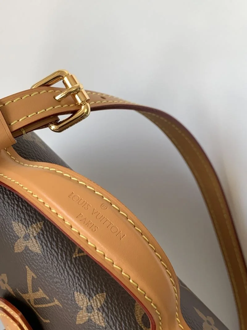 Louis Vuitton Satchel Bags Fashionable 39534
