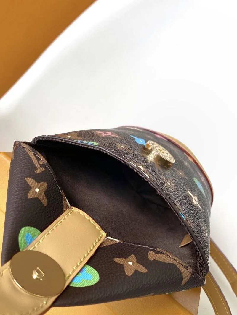 WaterResistant Louis Vuitton Satchel Bags 39223