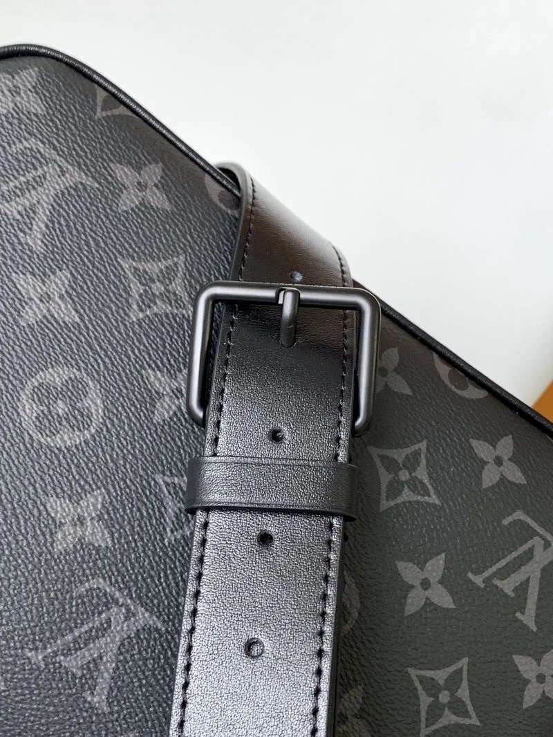 Unisex Louis Vuitton Satchel Bags 39216