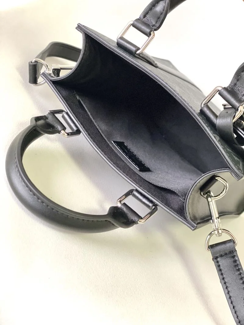 StreetReady Louis Vuitton Satchel Bags 39214