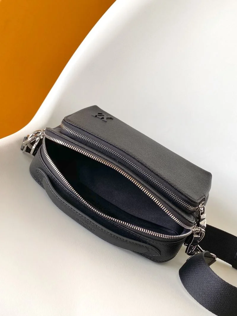 WaterResistant Louis Vuitton Satchel Bags 39206